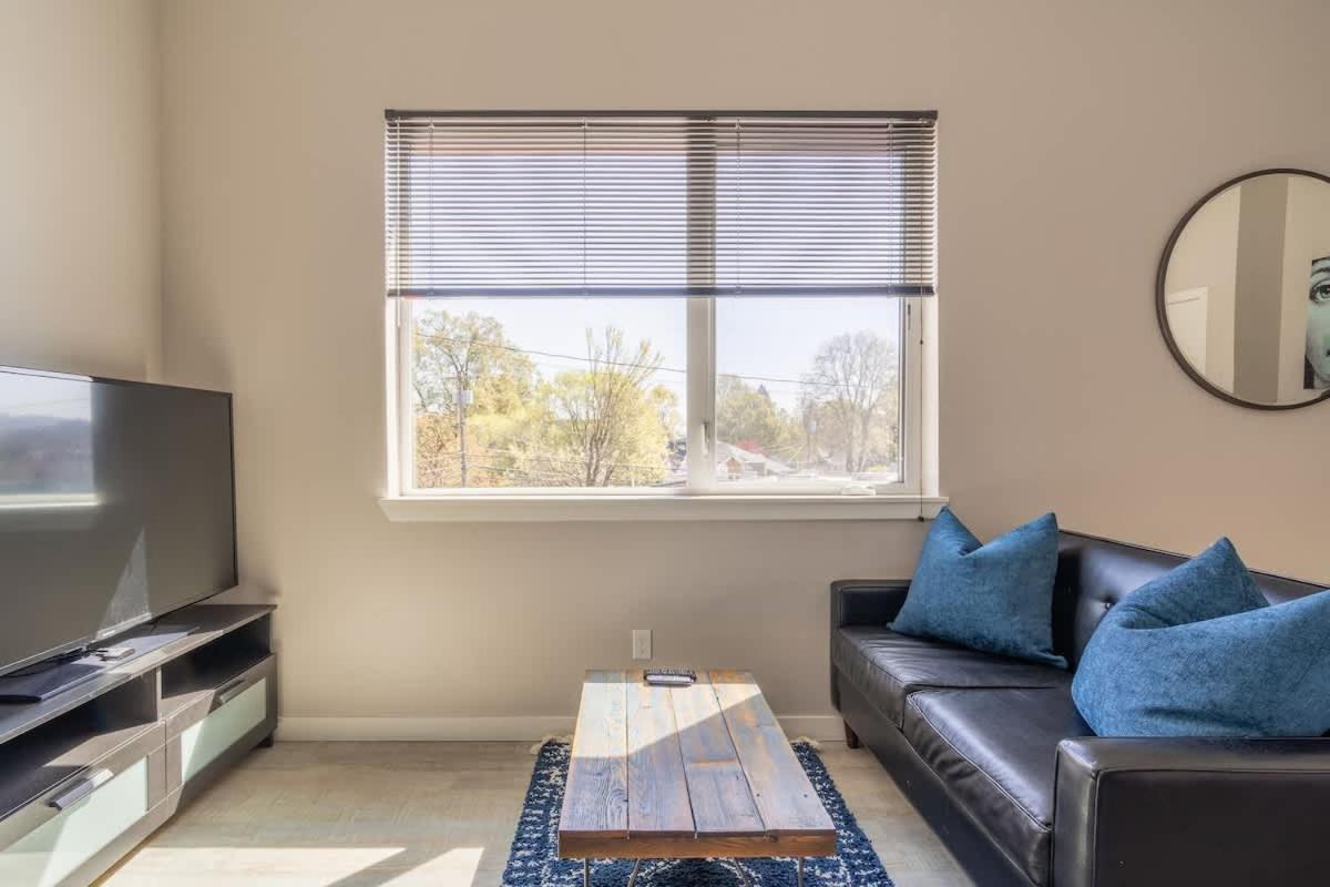 Sunny Studio Apartment - Food Carts, Coffee & Bars Portland Kültér fotó